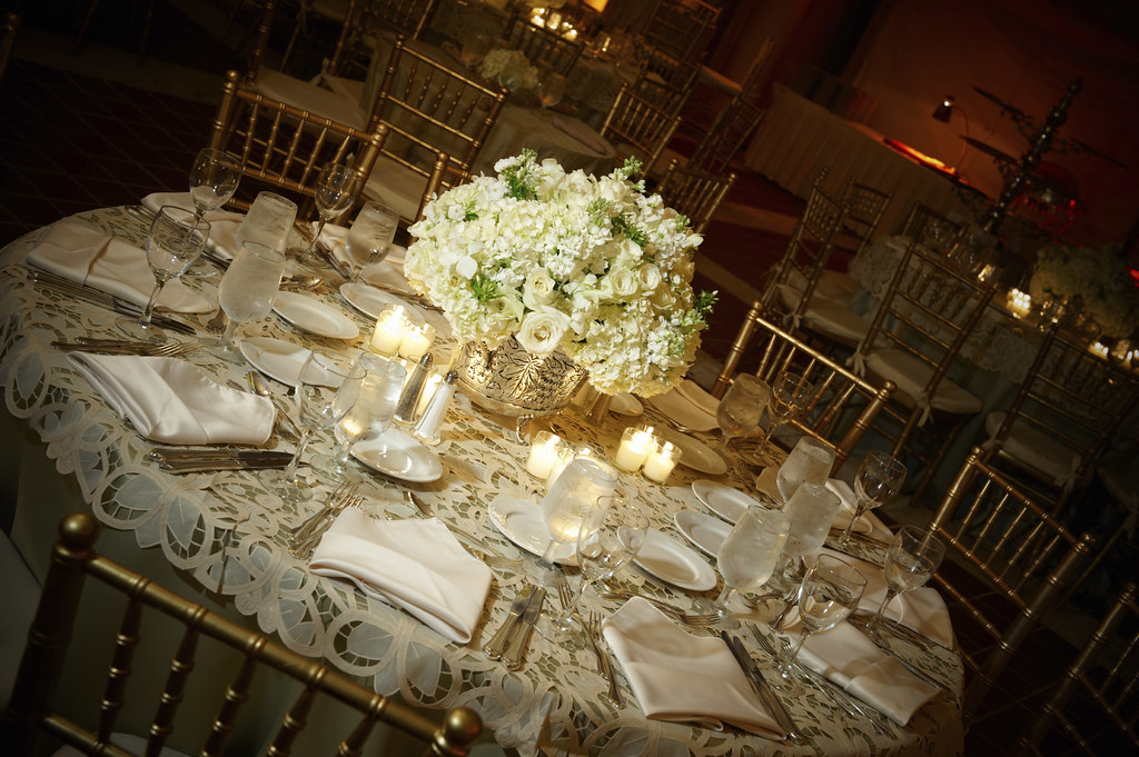 round banquet tables set for wedding reception